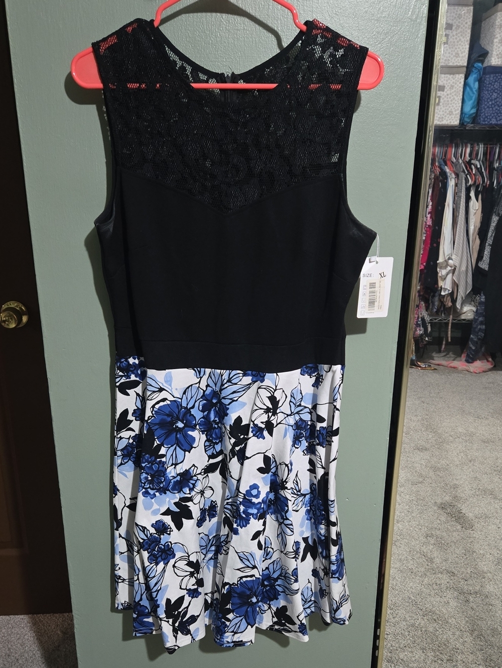 Women’s Black Lace Top Blue Floral Dress